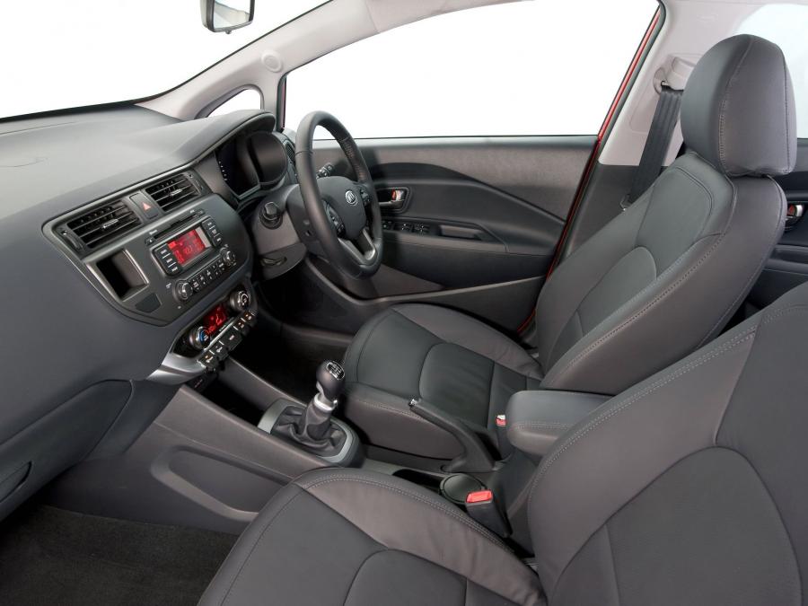  Kia Rio 5-Door 2011 года  (ZA) (фото 2 из 24)